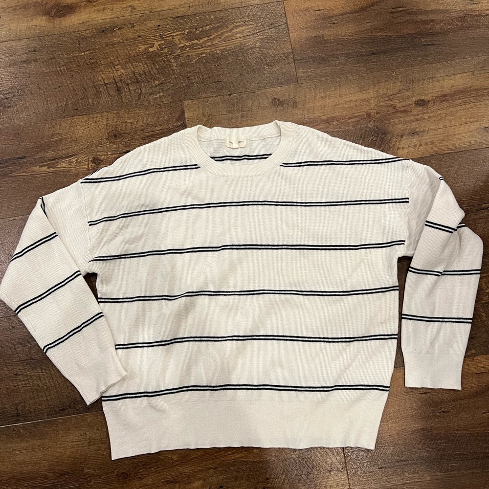long sleeve top.